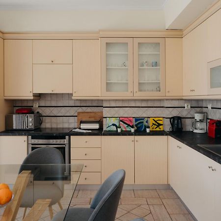 Nefeli City Apartments Patras Extérieur photo