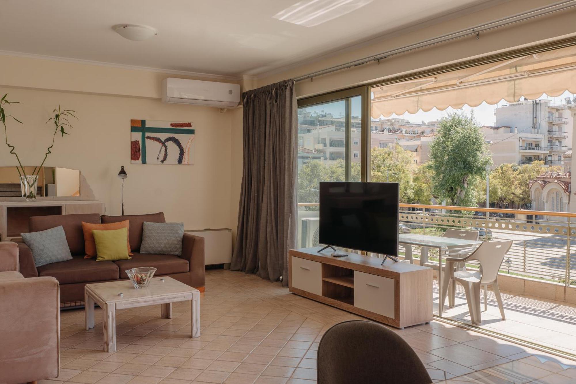 Nefeli City Apartments Patras Extérieur photo
