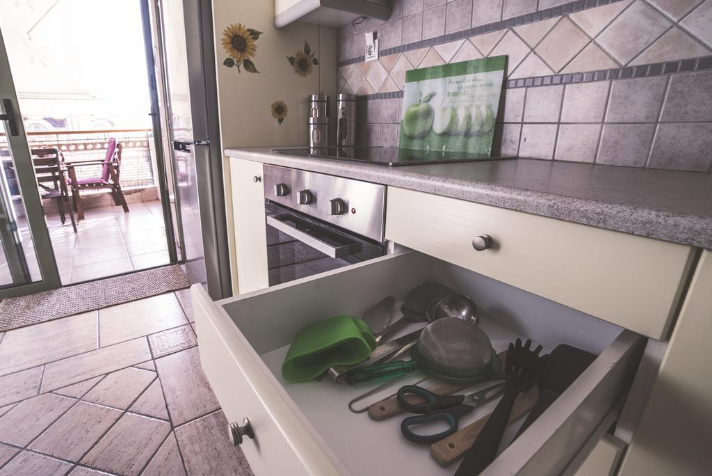 Nefeli City Apartments Patras Extérieur photo